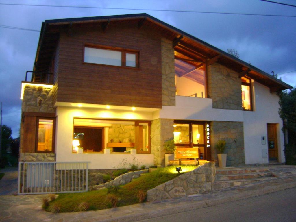 Hotel Antu Kuyen 3*
