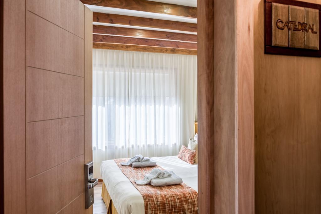 Antu Kuyen Hotel